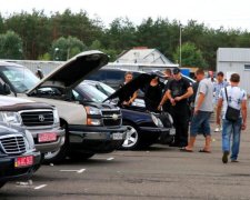 Українцям підказали, де купити авто задешево