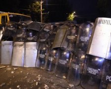 Вірменам заборонили годувати озброєну опозицію