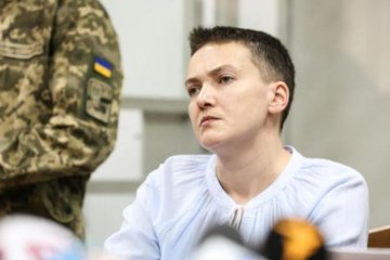 Може втекти: суд продовжив арешт Савченко 