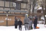 Люди на улицах, скриншот: Youtube