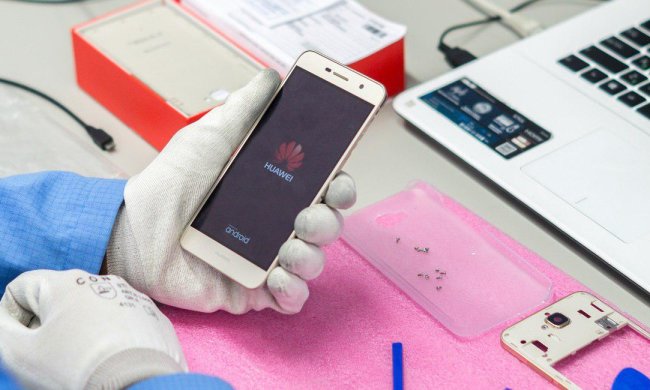 Huawei навчить телефони розмовляти