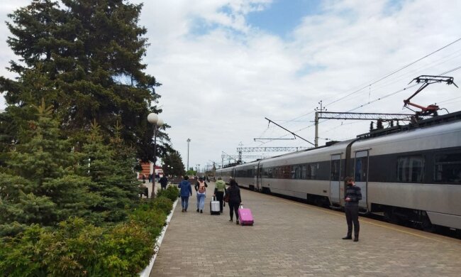 Укрзализныця, фото: Знай.ua