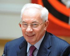 "Кровосиси" возвращаются: Азаров и компания намылились в Украину