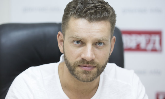 Зірка "Ментовських війн. Харків" відсвяткував день народження: фото найкрасивішого чоловіка світу