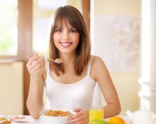 Правильное питание: назван идеальный летний завтрак