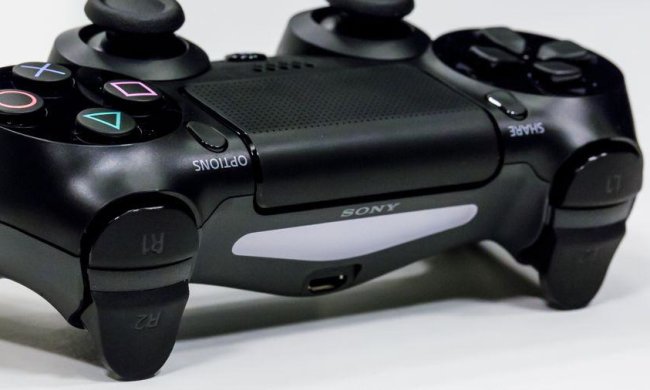 Сенсорный геймпад: в сети всплыли новые подробности о PlayStation 5