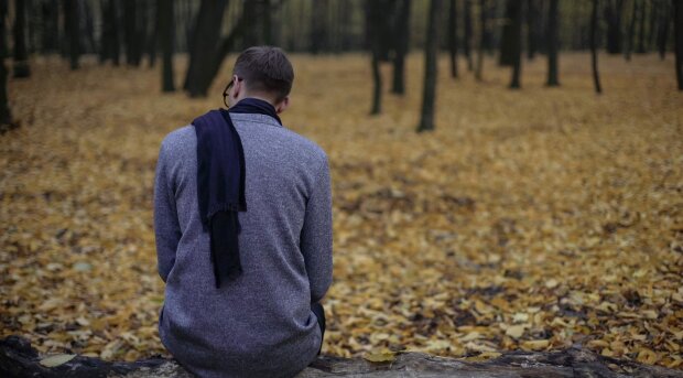 Як впоратися з осінньою депресією: звідки вона береться і як позбутися