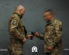 генерал-майор Павел Яцюк вручил награды