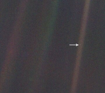 Pale Blue Dot, оригінальне зображення