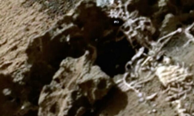 Уфологи виявили скелет інопланетного "корабля" на Марсі