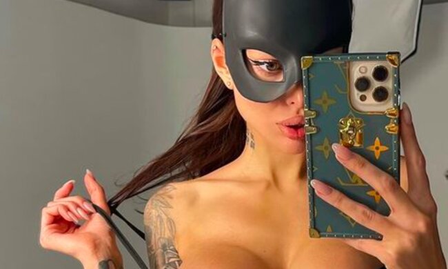 Олена Омович, instagram.com/alena_omovych