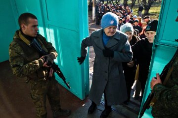 У "ЛДНР" вибори тільки почалися, а переможці вже відомі