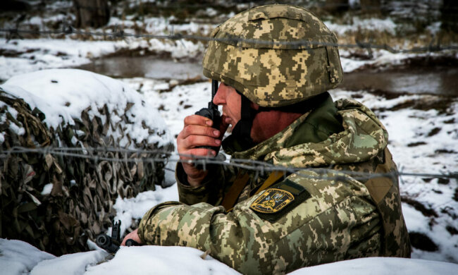 Путінські найманці 8 разів порушили “тишу”, поливаючи вогнем ураїнських захисників на Донбасі