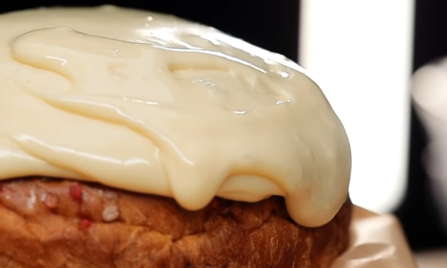 Глазур для паски, кадр з відео