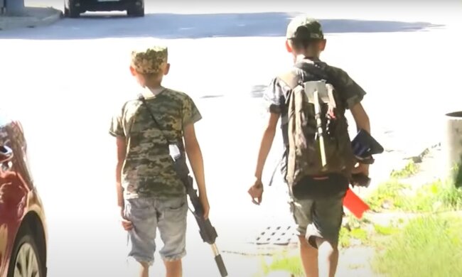 Дитячий камуфляж, скріншот: Youtube