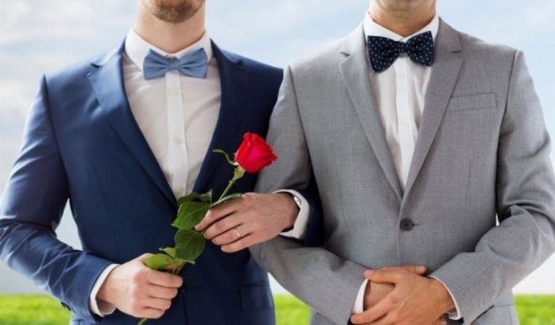 В Шотландии священикам разрешили однополые браки