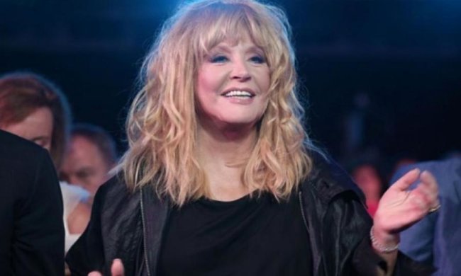 Перепутали с дочерью: помолодевшая Пугачева ошарашила Сеть новым селфи