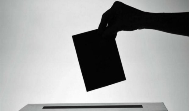 Выборы в Раду состоятся весной 2017 года