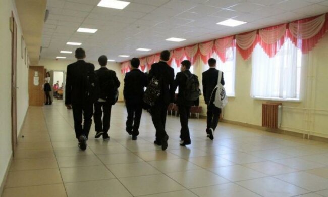 Це треба бачити: українська школа потрапила в туалетний скандал
