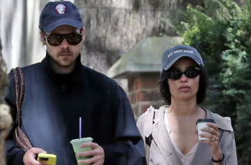 Зои Кравиц и Гарри Стайлс, кадр с видео