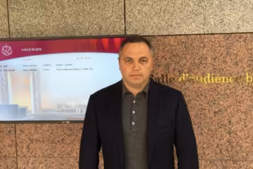 Суд ЄС зняв санкції з екс-глави адміністрації Януковича