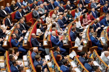 Рада повинна оновити закон про НКРЕКП після рішення КС про нелегітимність комісії - нардеп