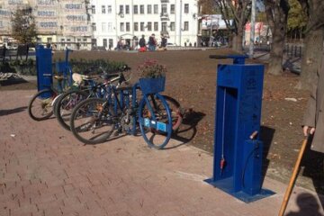 Стыд дня: вандалы разворовали первую львовскую уличную веломастерскую