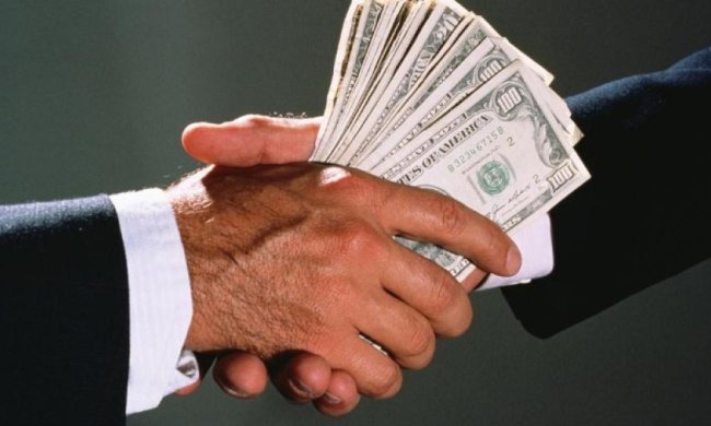 Уперше за 10 років в Україні є зрушення у боротьбі з корупцією