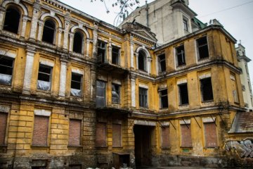 Вместо правительства спасением архитектуры занялись активисты 