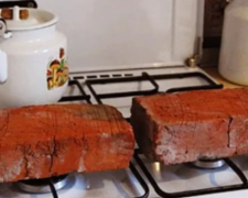 Кирпичи для отопления, кадр из видео