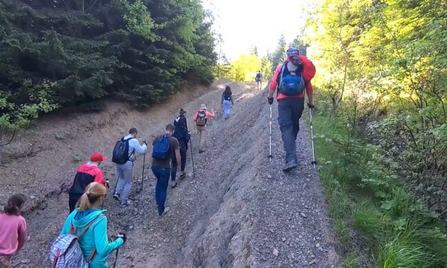 Говерла ледь не поглинула групу туристів із Закарпаття — вода заливала очі, рятувальники дивом встигли