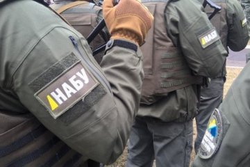 Силовики погоріли на хабарі у півтора мільйона