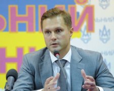 В АМКУ проводять обшук
