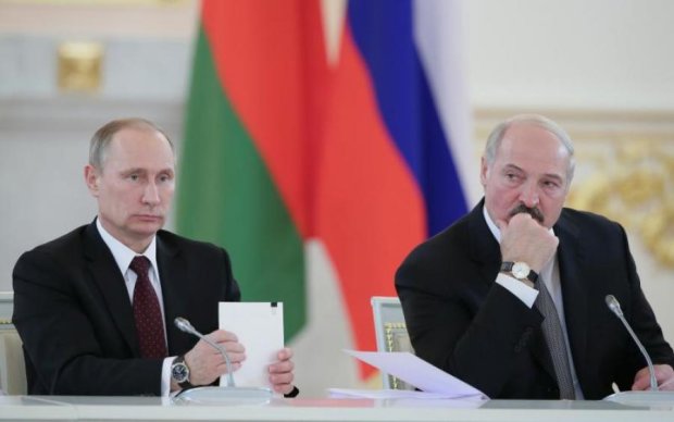 Лукашенко злив Білорусь Путіну: з'явився документ