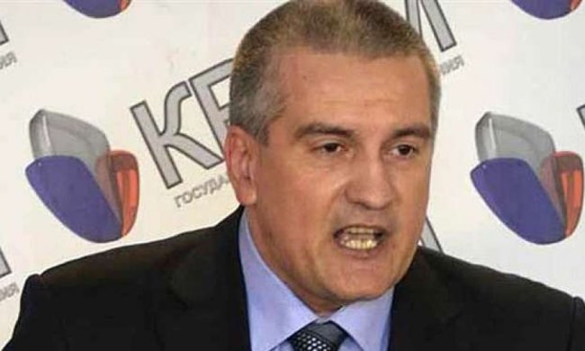 Аксенов потребовал «зачистить как класс» украинские СМИ в Крыму