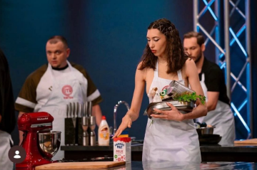 "Наготовила" на 10 лет тюрьмы: военнослужащую ВСУ судят из-за участия в “МастерШеф”