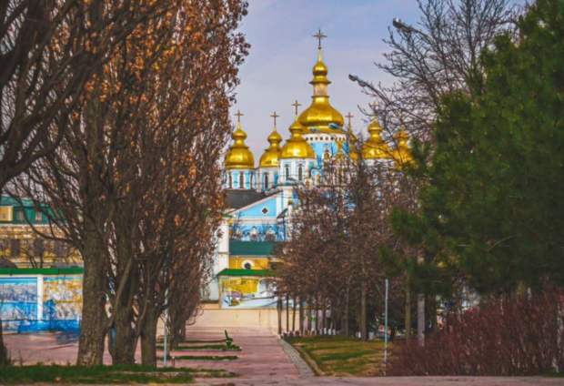 Вознесіння Господнє 2025: що означає свято, які традиції існують і що не варто робити в цей день