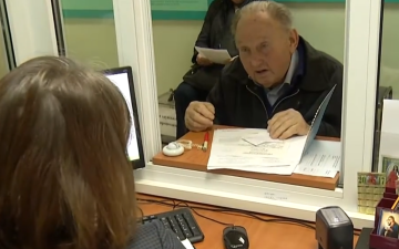 Пенсіонер. Фото: скрін youtube