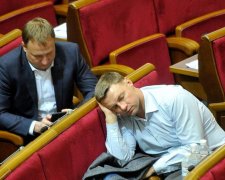 Годы безделья: что выполнили слуги народа с 2014 года