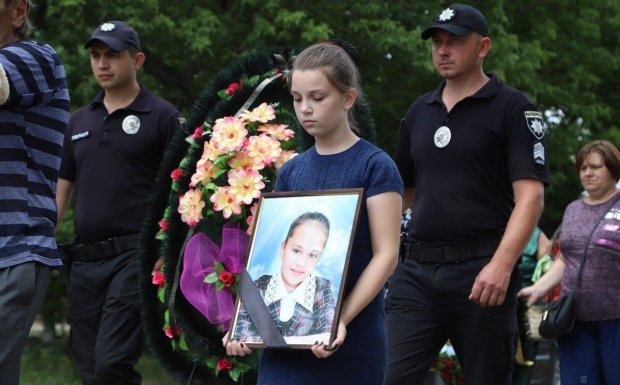 XEa0k3bp30azb5UQTkr4IL9Og6BEYHS1D17TO0PF - Головне за день, 22 червня, від Znaj.ua - rai.ua