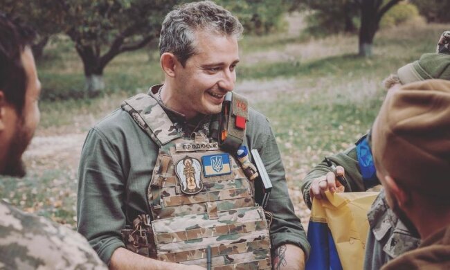 Коля Сєрга, фото з Instagram