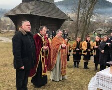 На Прикарпатті вшанували пам'ять загиблого героя, фото: Facebook Володимир Веркалець