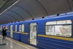 В ход пошла палка: коп избил пассажира киевского метро
