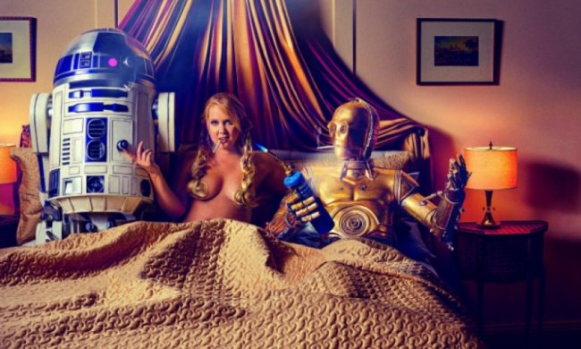 Эми Шумер обнажилась для фото с работами Star Wars