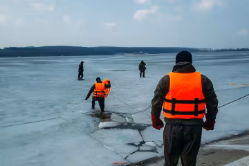Под Тернополем разыскивают рыбака-экстремала: поглотила ледяная вода