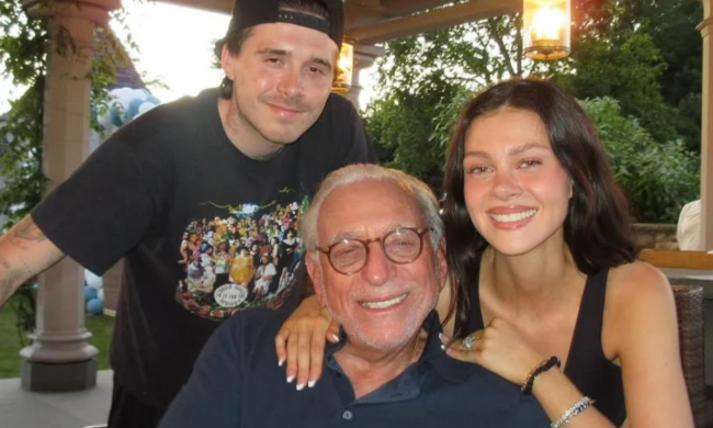 Бруклин Бекхэм, Нельсон и Никола Пельтц, фото из соцсетей