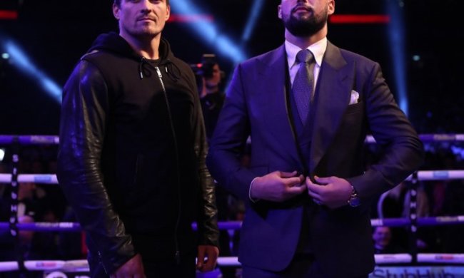 Усик и Беллью впервые встретились на ринге: видео