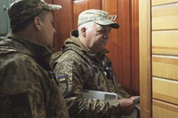 Спілкування з ТЦК, скріншот: YouTube