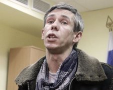 Мне очень больно! Приставы заставили Панина визжать