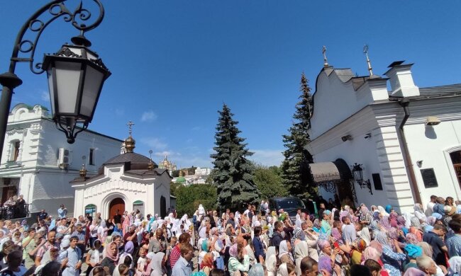 в УПЦ вшановують День Хрещення Русі